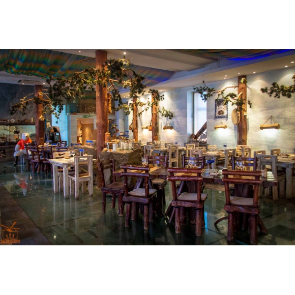 Ресторанный сервис бронирования столиков menu-rest.com - Интерьер ресторана "Экспедиция"