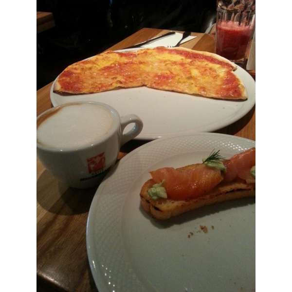 Ресторанный сервис бронирования столиков menu-rest.com - Интерьер ресторана "Pizza Express"