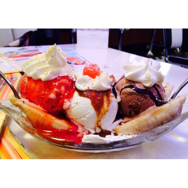 Ресторанный сервис бронирования столиков menu-rest.com - Интерьер ресторана "Beverly Hills Diner"