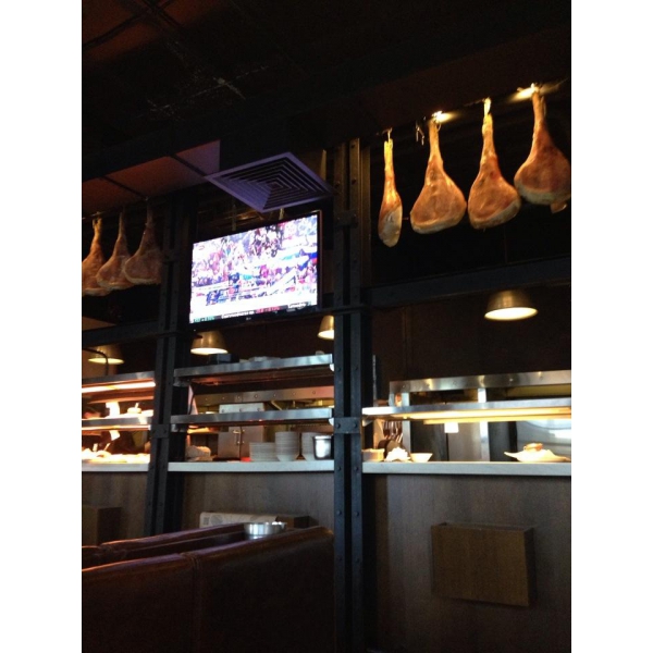 Ресторанный сервис бронирования столиков menu-rest.com - Интерьер ресторана "TORRO GRILL"