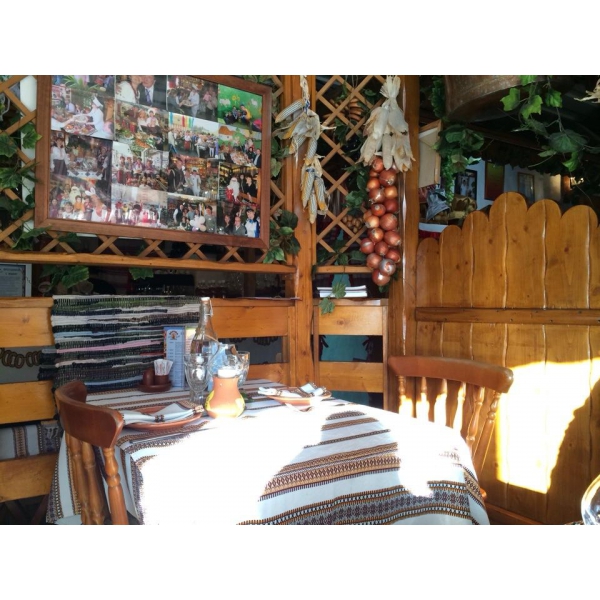 Ресторанный сервис бронирования столиков menu-rest.com - Интерьер ресторана "Тарас Бульба"