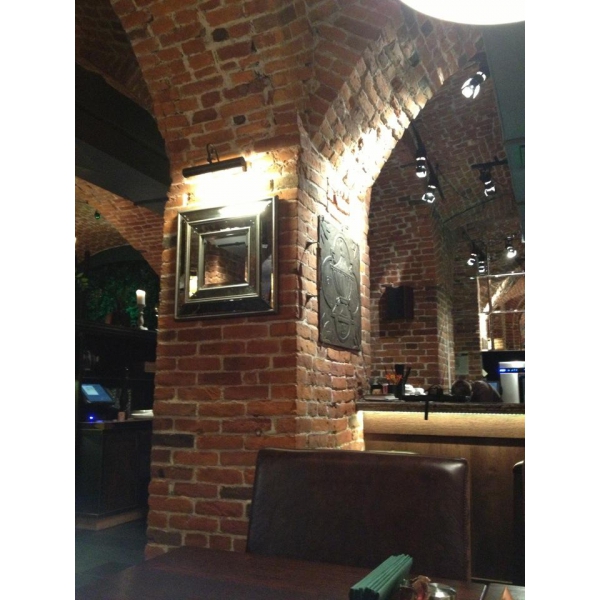 Ресторанный сервис бронирования столиков menu-rest.com - Интерьер ресторана "Бизон"