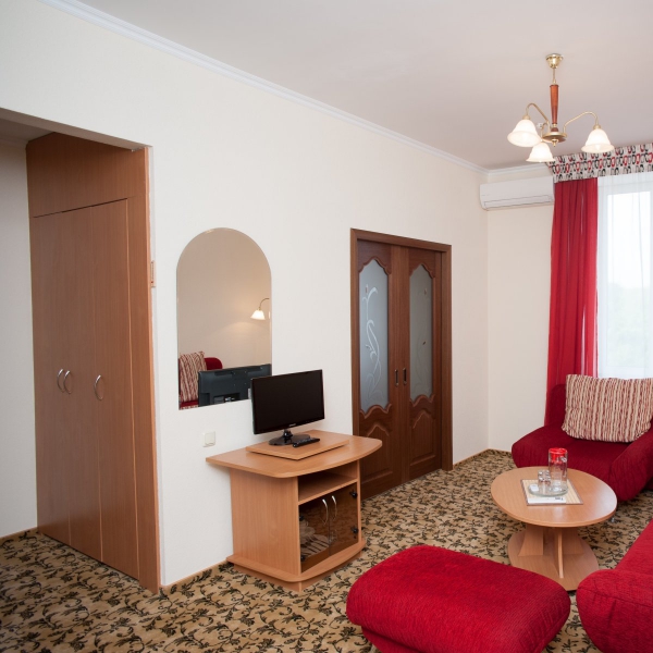 Ресторанный сервис бронирования столиков menu-rest.com - Интерьер ресторана "Ресторан «Турист»"