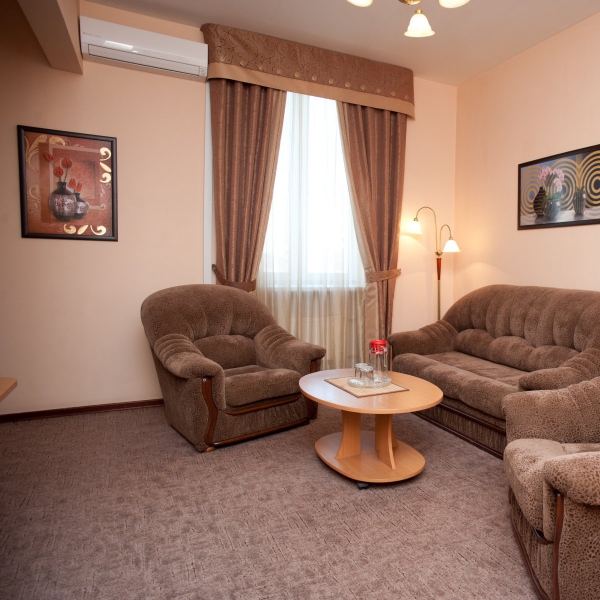 Ресторанный сервис бронирования столиков menu-rest.com - Интерьер ресторана "Ресторан «Турист»"