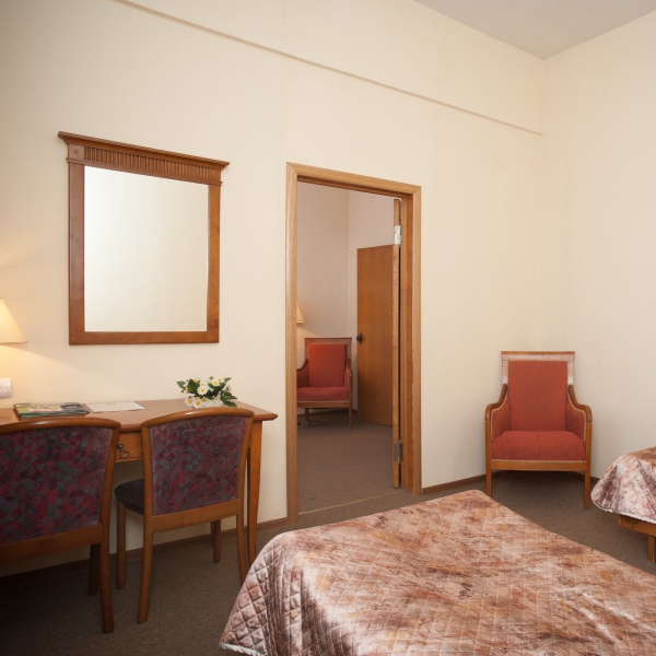 Ресторанный сервис бронирования столиков menu-rest.com - Интерьер ресторана "Ресторан «Турист»"