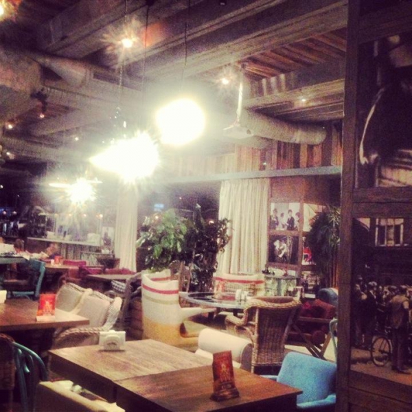 Ресторанный сервис бронирования столиков menu-rest.com - Интерьер ресторана "Dandy Cafe"