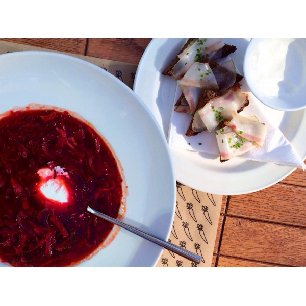 Ресторанный сервис бронирования столиков menu-rest.com - Интерьер ресторана "Карлсон"