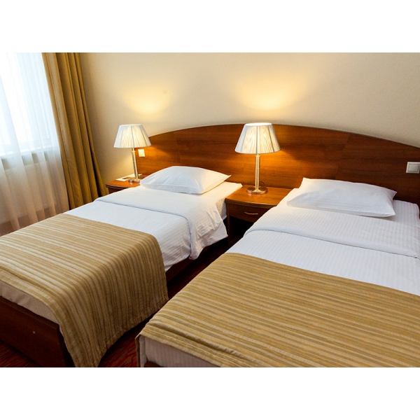 Ресторанный сервис бронирования столиков menu-rest.com - Интерьер ресторана "Максима Хотелс"