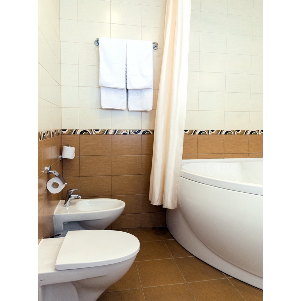 Ресторанный сервис бронирования столиков menu-rest.com - Интерьер ресторана "Максима Хотелс"