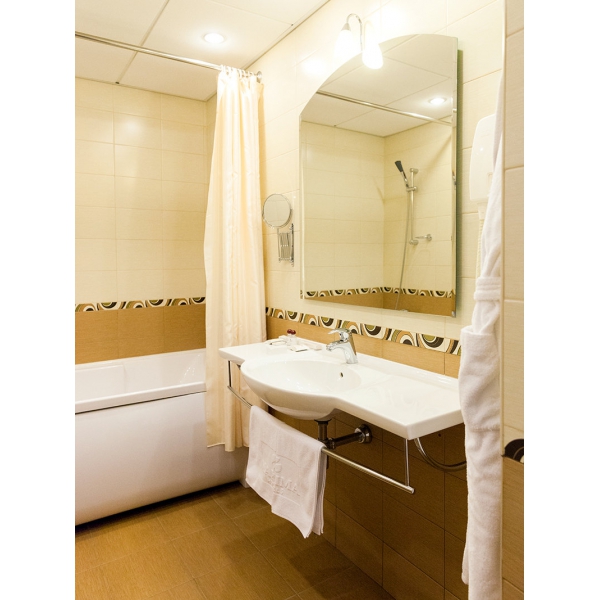 Ресторанный сервис бронирования столиков menu-rest.com - Интерьер ресторана "Максима Хотелс"