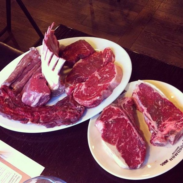 Ресторанный сервис бронирования столиков menu-rest.com - Интерьер ресторана "GOODMAN"