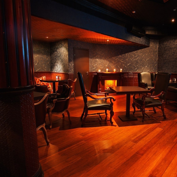 Ресторанный сервис бронирования столиков menu-rest.com - Интерьер ресторана "CHESTERFIELD"