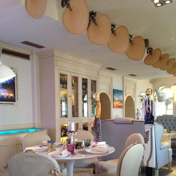 Ресторанный сервис бронирования столиков menu-rest.com - Интерьер ресторана "Белый ресторан"