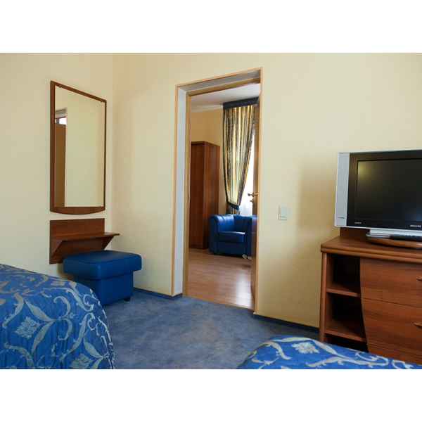 Ресторанный сервис бронирования столиков menu-rest.com - Интерьер ресторана "Максима Хотелс"