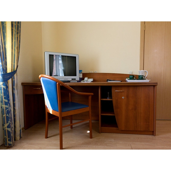 Ресторанный сервис бронирования столиков menu-rest.com - Интерьер ресторана "Максима Хотелс"