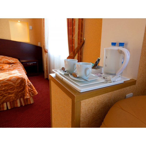 Ресторанный сервис бронирования столиков menu-rest.com - Интерьер ресторана "Максима Хотелс"