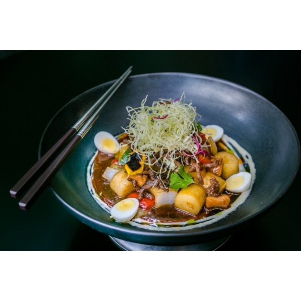 Ресторанный сервис бронирования столиков menu-rest.com - Интерьер ресторана "Elements By Edward Kwon"