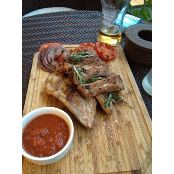 Ресторанный сервис бронирования столиков menu-rest.com - Интерьер ресторана "Ян Примус"