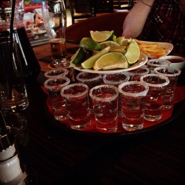 Ресторанный сервис бронирования столиков menu-rest.com - Интерьер ресторана "Территория"