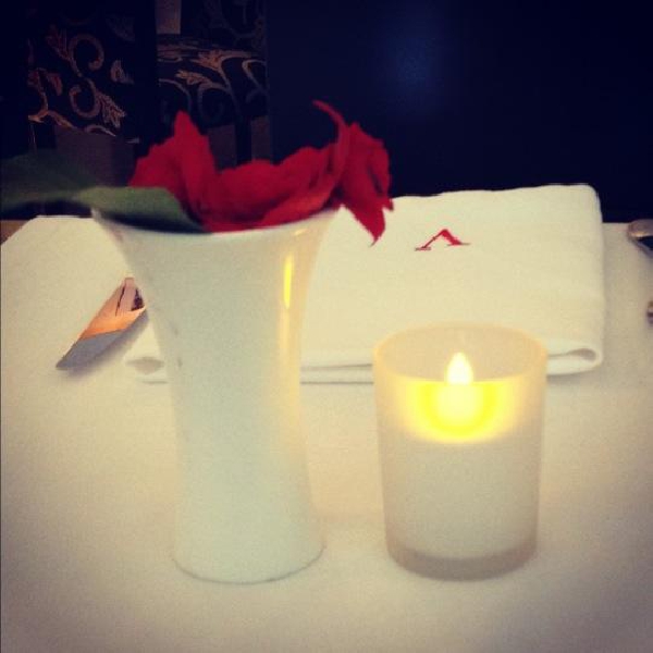 Ресторанный сервис бронирования столиков menu-rest.com - Интерьер ресторана "VOGUE cafe"