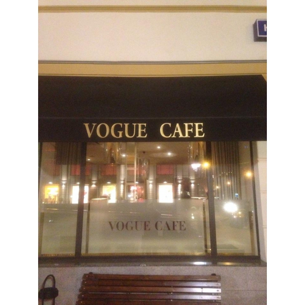 Ресторанный сервис бронирования столиков menu-rest.com - Интерьер ресторана "VOGUE cafe"