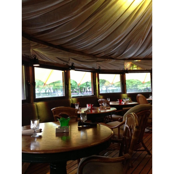 Ресторанный сервис бронирования столиков menu-rest.com - Интерьер ресторана "Шатер"