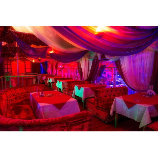 Ресторанный сервис бронирования столиков menu-rest.com - Интерьер ресторана "Жажда"