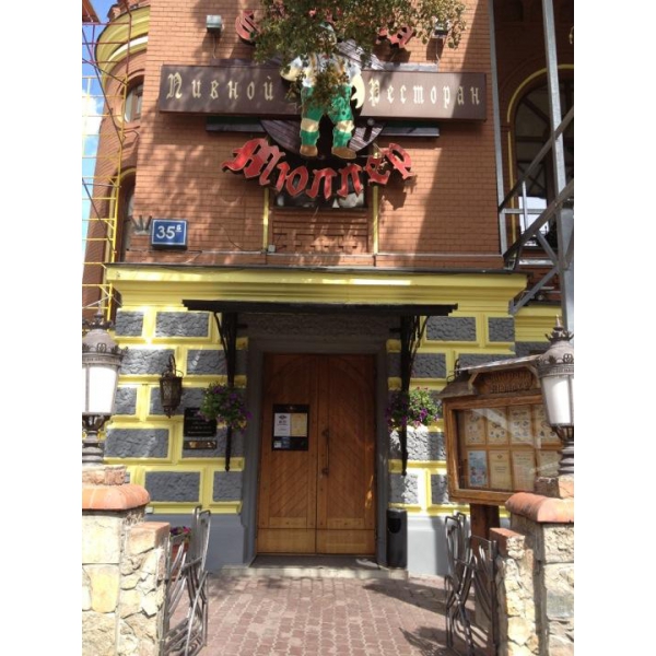 Ресторанный сервис бронирования столиков menu-rest.com - Интерьер ресторана "Старина Мюллер"