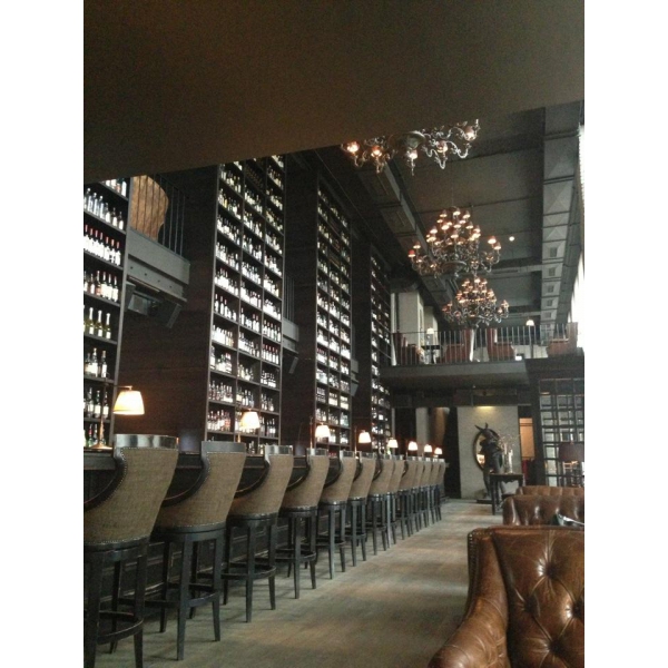 Ресторанный сервис бронирования столиков menu-rest.com - Интерьер ресторана "Луч"