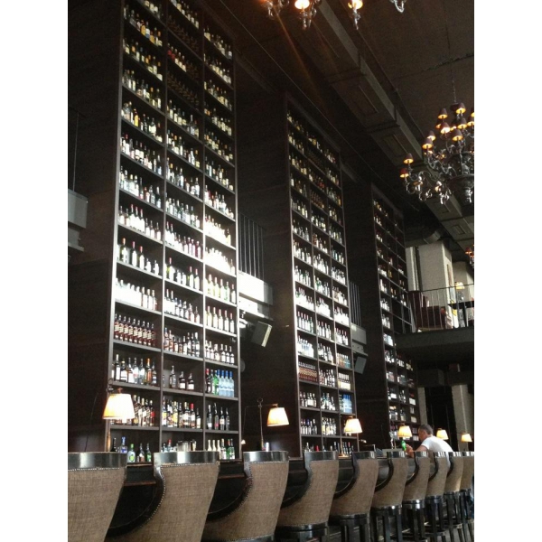 Ресторанный сервис бронирования столиков menu-rest.com - Интерьер ресторана "Луч"