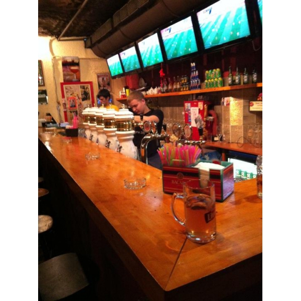 Ресторанный сервис бронирования столиков menu-rest.com - Интерьер ресторана "БирХаус"