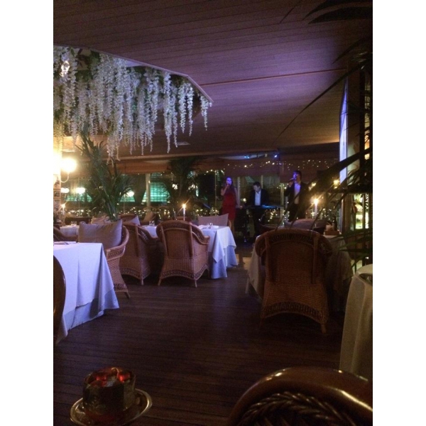 Ресторанный сервис бронирования столиков menu-rest.com - Интерьер ресторана "Ласточка"