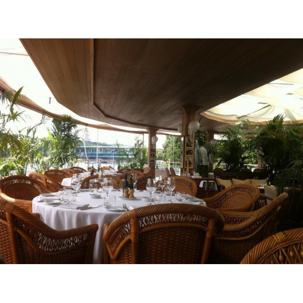 Ресторанный сервис бронирования столиков menu-rest.com - Интерьер ресторана "Ласточка"