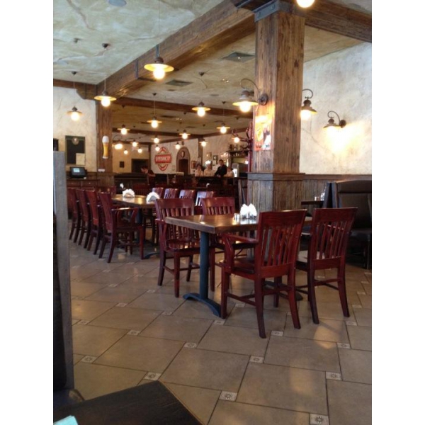 Ресторанный сервис бронирования столиков menu-rest.com - Интерьер ресторана "БУРГОМИСТР"