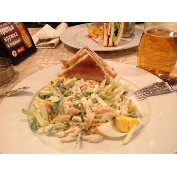 Ресторанный сервис бронирования столиков menu-rest.com - Интерьер ресторана "БУРГОМИСТР"