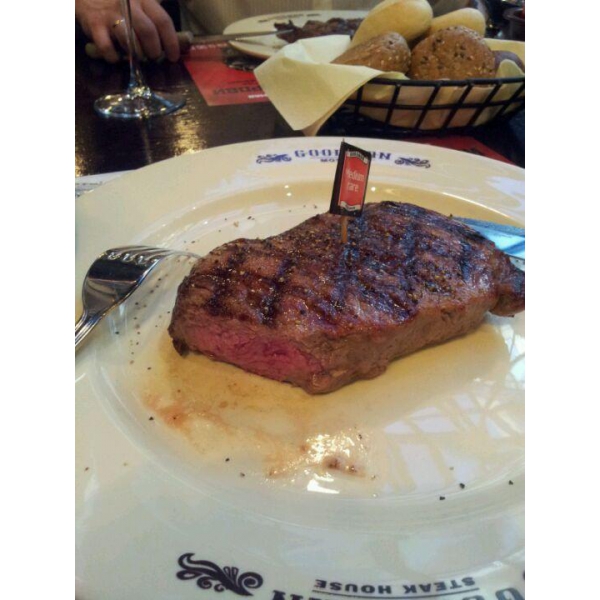 Ресторанный сервис бронирования столиков menu-rest.com - Интерьер ресторана "GOODMAN"