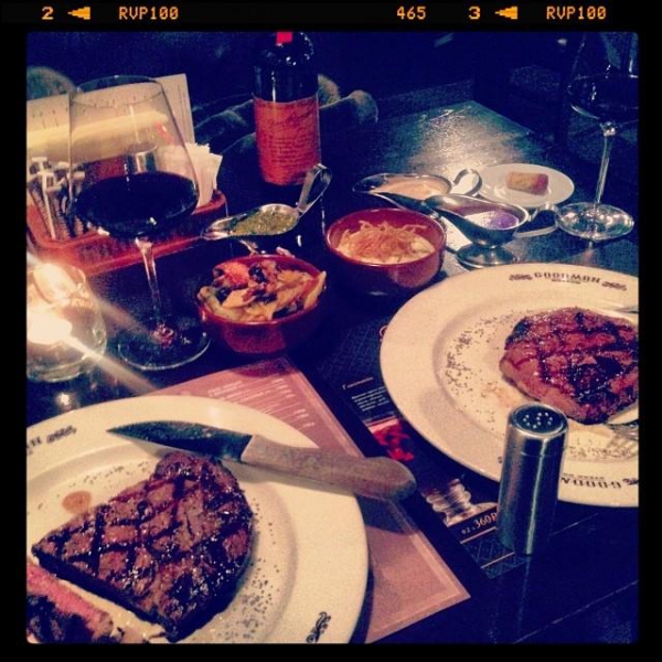 Ресторанный сервис бронирования столиков menu-rest.com - Интерьер ресторана "GOODMAN"