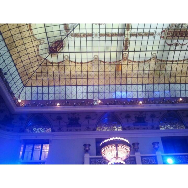 Ресторанный сервис бронирования столиков menu-rest.com - Интерьер ресторана "Метрополь"