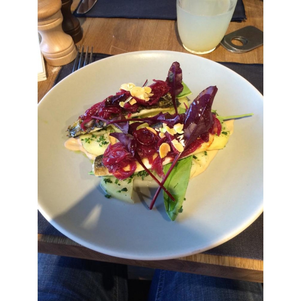 Ресторанный сервис бронирования столиков menu-rest.com - Интерьер ресторана "AQ Kitchen"