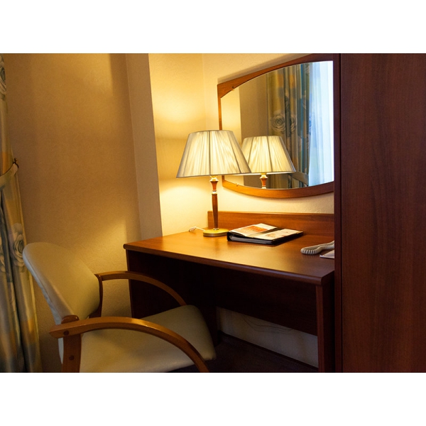 Ресторанный сервис бронирования столиков menu-rest.com - Интерьер ресторана "Максима Хотелс"