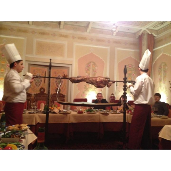 Ресторанный сервис бронирования столиков menu-rest.com - Интерьер ресторана "Узбекистан"