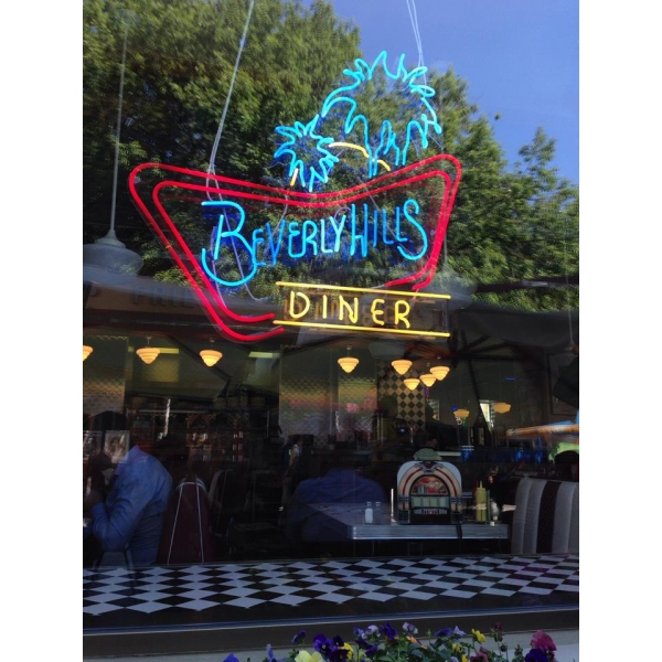 Ресторанный сервис бронирования столиков menu-rest.com - Интерьер ресторана "Beverly Hills Diner"