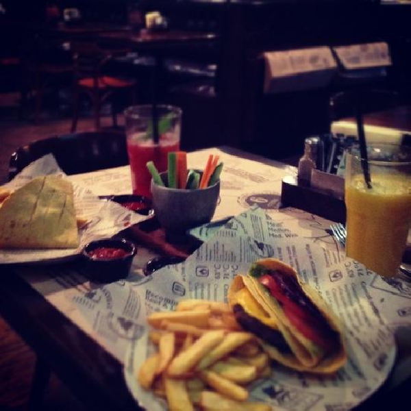 Ресторанный сервис бронирования столиков menu-rest.com - Интерьер ресторана "TORRO GRILL"