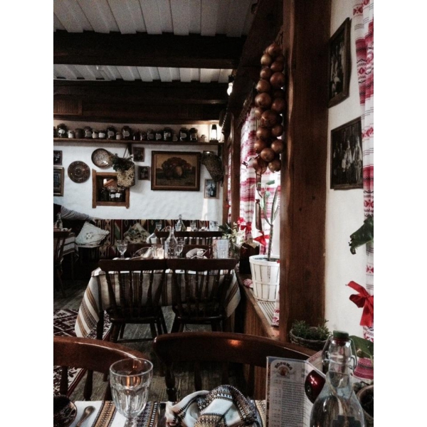 Ресторанный сервис бронирования столиков menu-rest.com - Интерьер ресторана "Тарас Бульба"