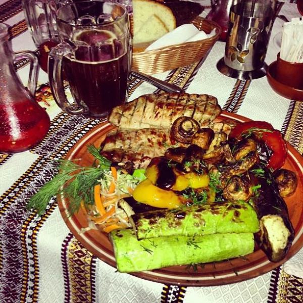 Ресторанный сервис бронирования столиков menu-rest.com - Интерьер ресторана "Тарас Бульба"