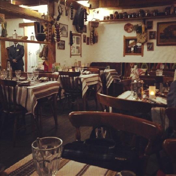 Ресторанный сервис бронирования столиков menu-rest.com - Интерьер ресторана "Тарас Бульба"