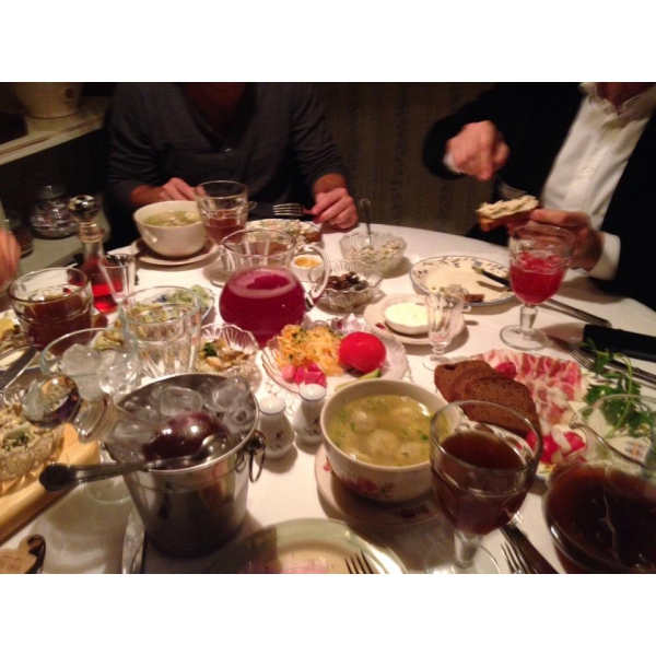 Ресторанный сервис бронирования столиков menu-rest.com - Интерьер ресторана "Мари Vanna"