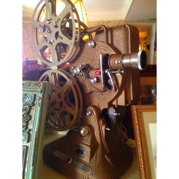 Ресторанный сервис бронирования столиков menu-rest.com - Интерьер ресторана "Мари Vanna"