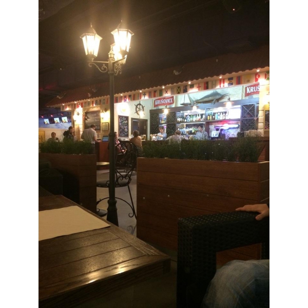 Ресторанный сервис бронирования столиков menu-rest.com - Интерьер ресторана "Космик"