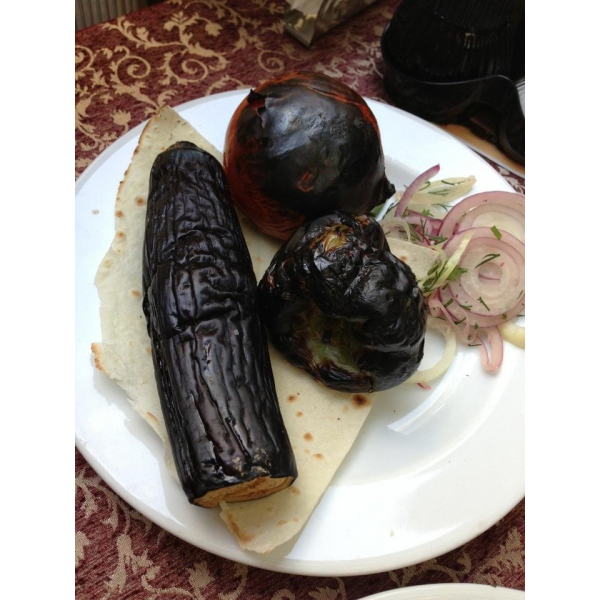 Ресторанный сервис бронирования столиков menu-rest.com - Интерьер ресторана "Бакинский дворик"